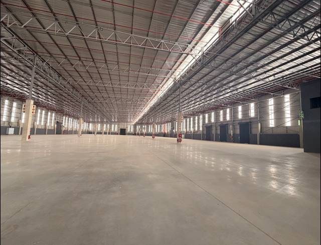 12,619M² WAREHOUSE TO LET IN WITFONTEIN
